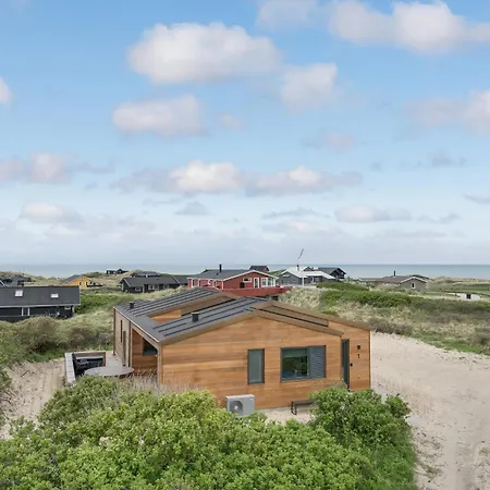 3 Bedroom Gorgeous In Holiday home